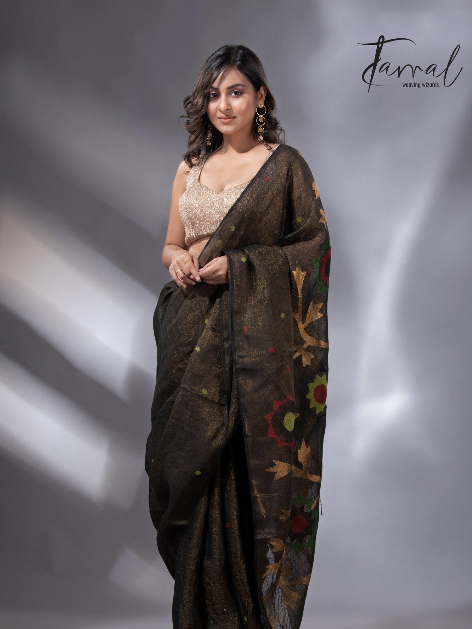 Black colour zari linen handwoven jamdani saree full