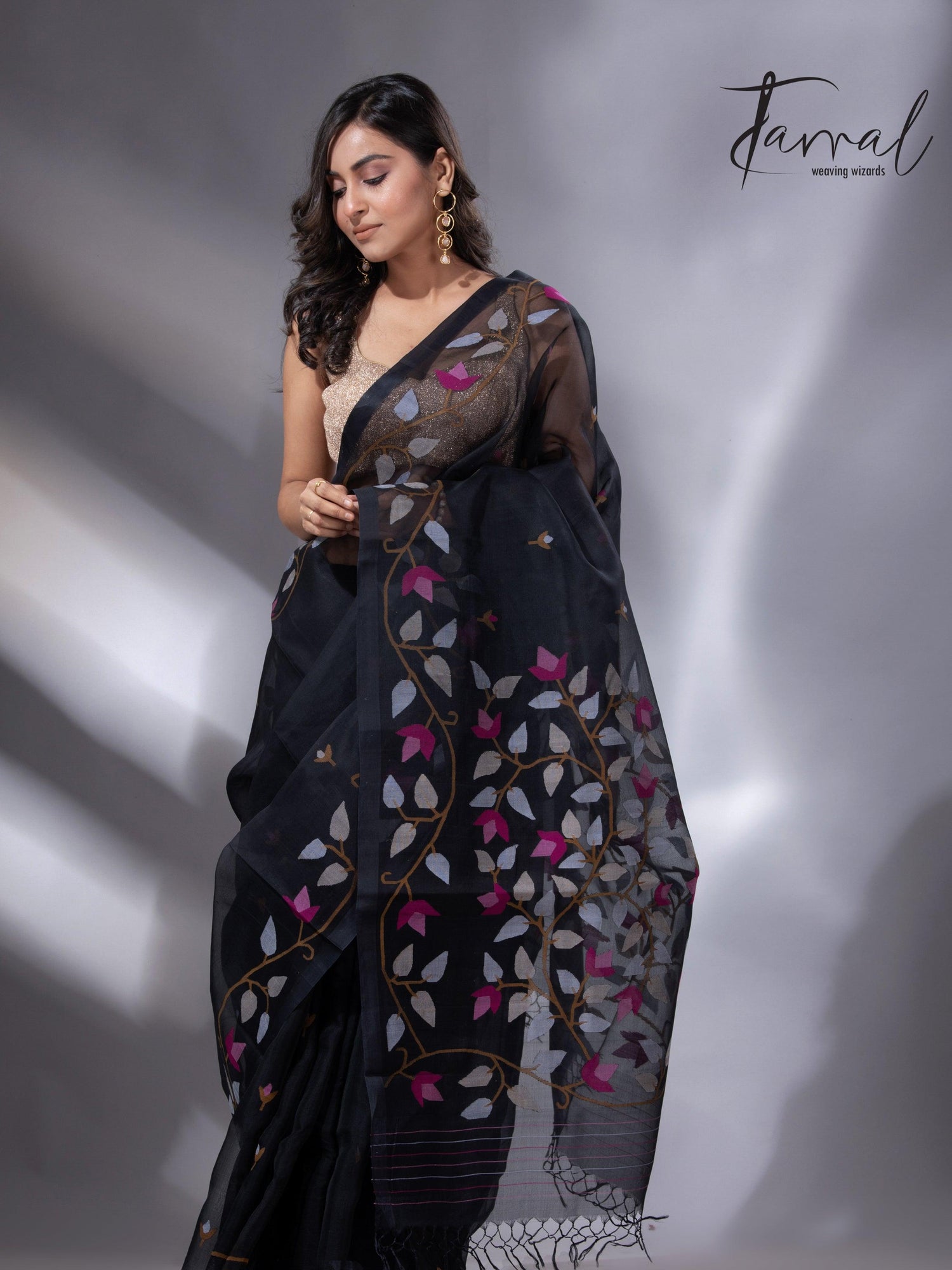 Black with multi colour muslin silk floral handwoven jamdani saree - Tamal Boutique