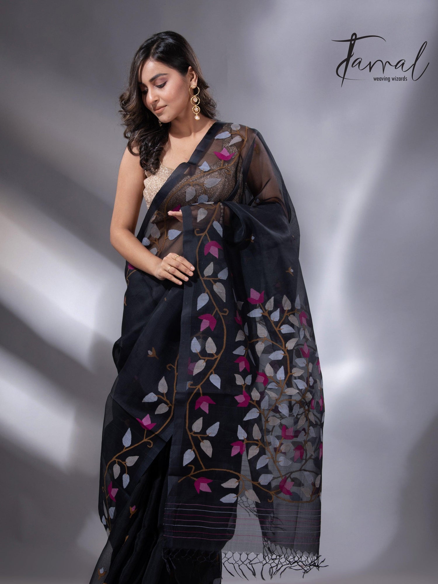 Black with multi colour muslin silk floral handwoven jamdani saree - Tamal Boutique