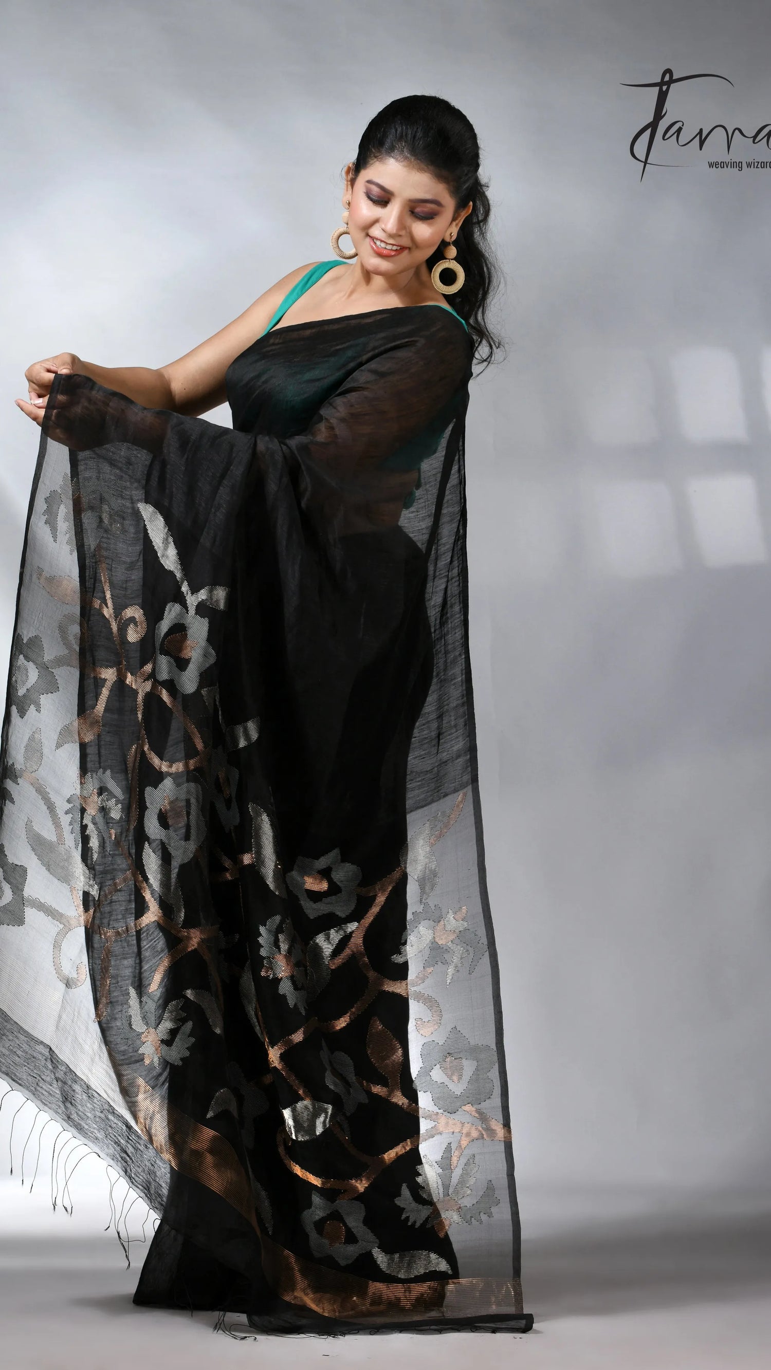 jamdani saree, jamdani, handloom, handwoven, saree, silk, dhakai, weaving, kolkatasaree, tamalboutique