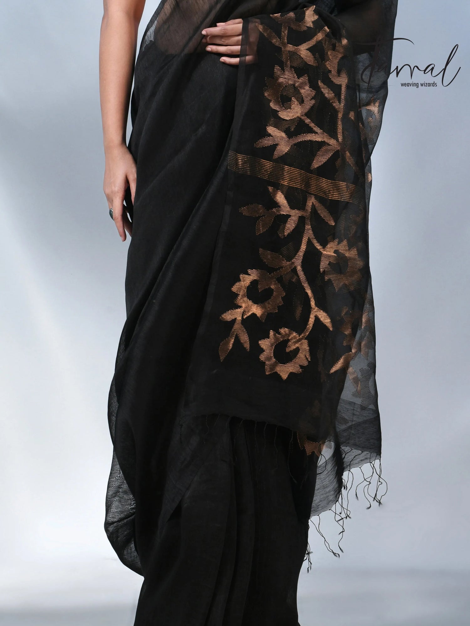 Black with sunflower pallu silk linen handwoven jamdani saree