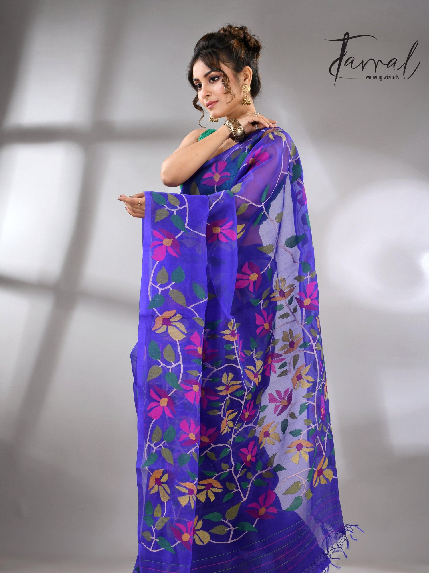 Blue Muslin Silk Handwoven Jamdani Saree in floral border left