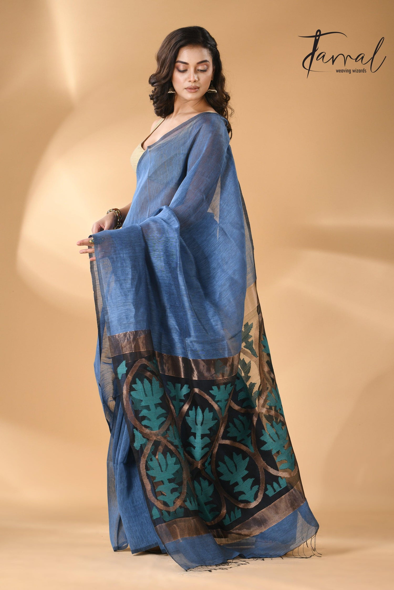 Blue lotus pallu silk linen handwoven jamdani saree right