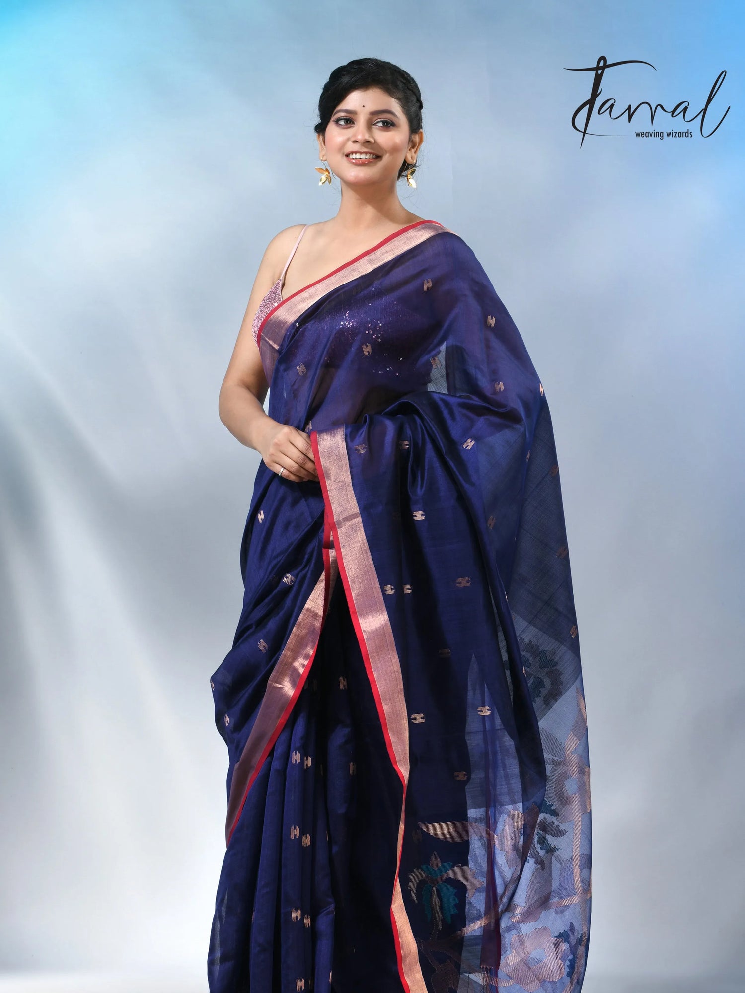 Blue with zari border bangalore silk handwoven jamdani sarees