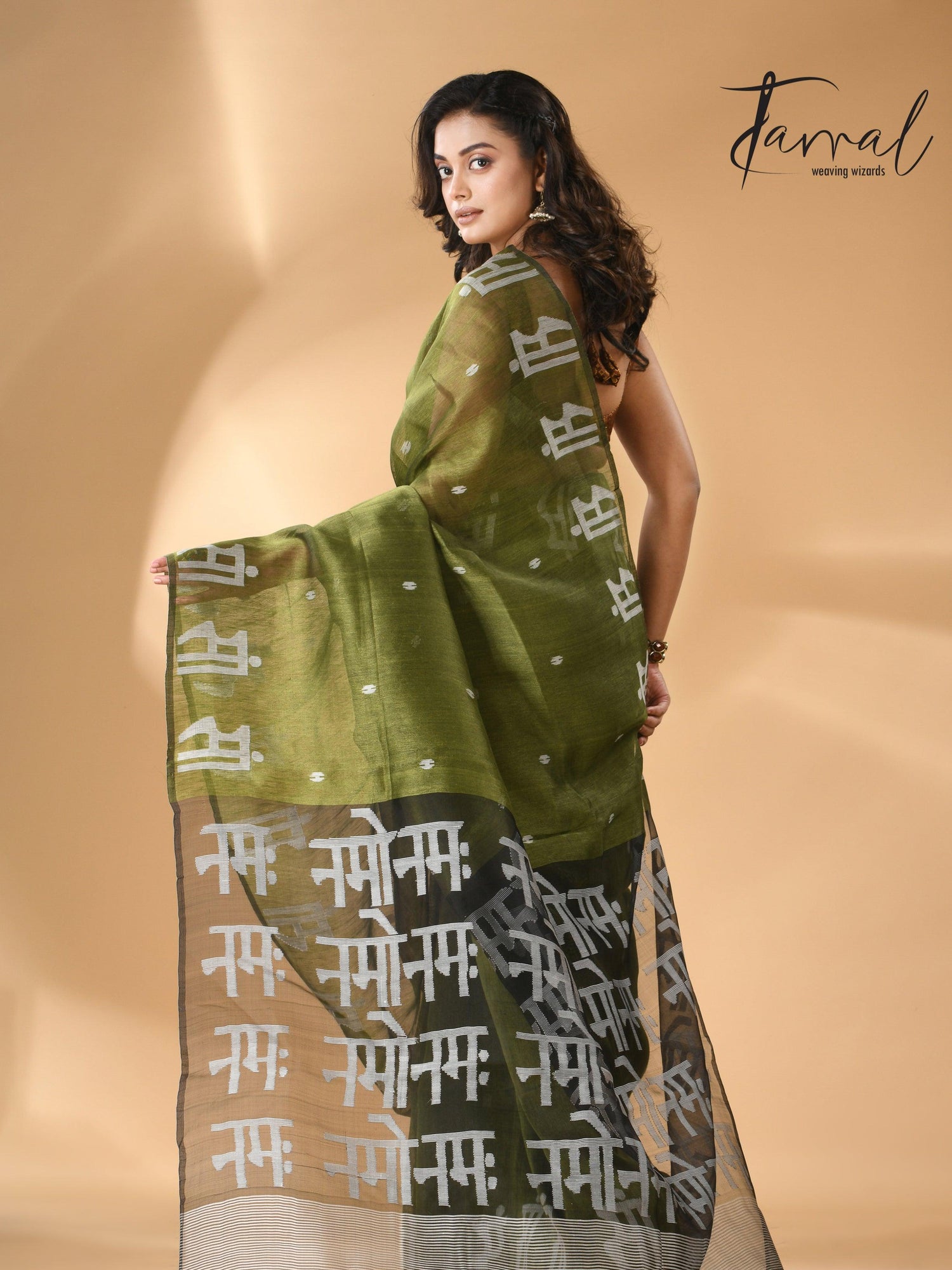 jamdani saree, jamdani, handloom, handwoven, saree, silk, dhakai, weaving, kolkatasaree, tamalboutique