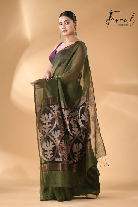 Bottle green linen handwoven Jamdani saree with star pallu full1