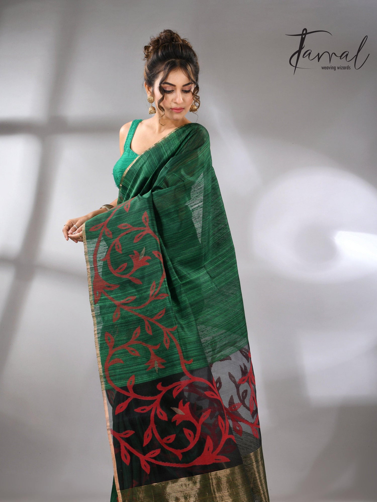 Bottle green silk handwoven needle work jamdani saree_Left