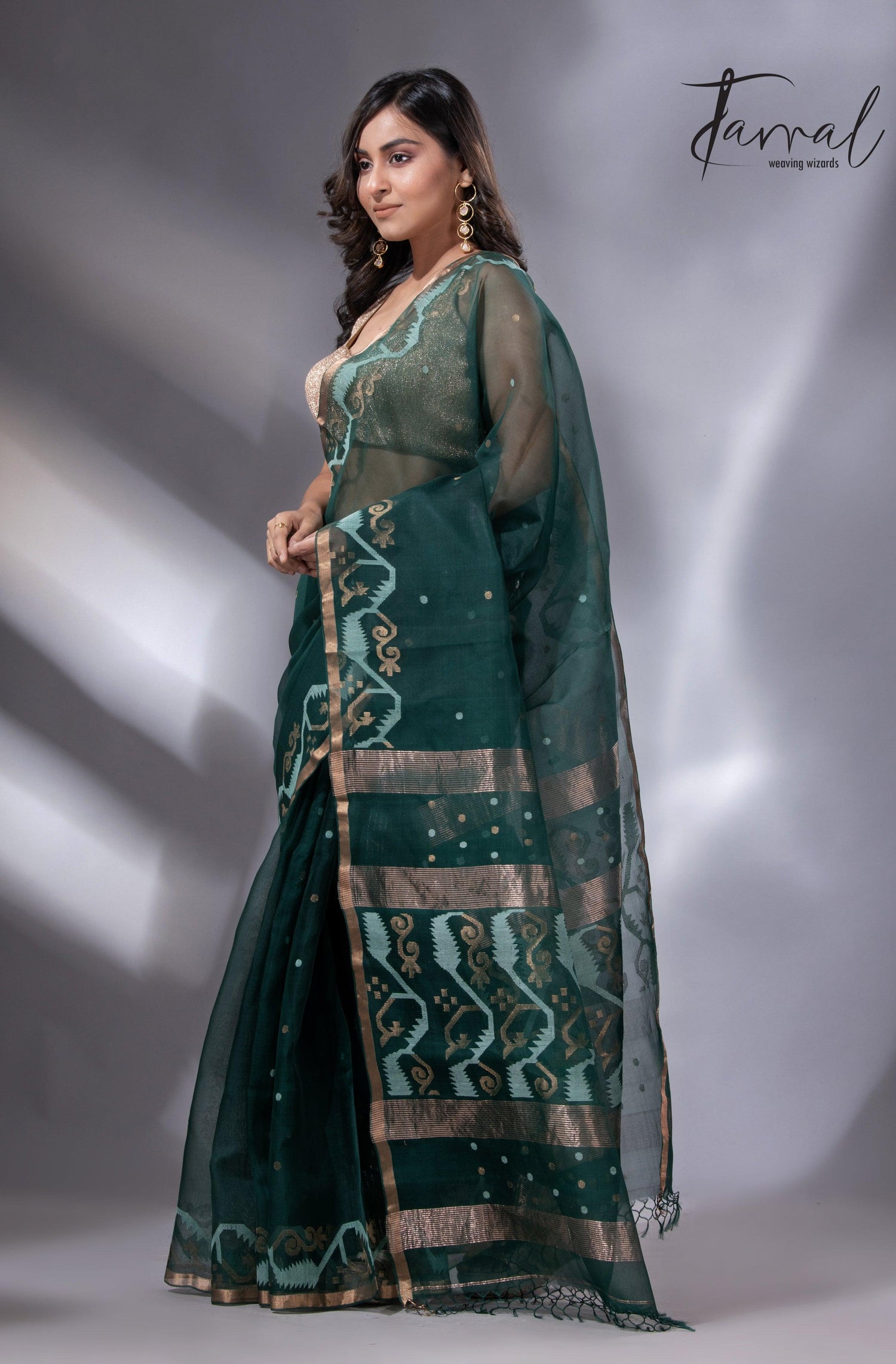 Bottle green with zari border traditional handwoven jamdani in muslin silk - Tamal Boutique