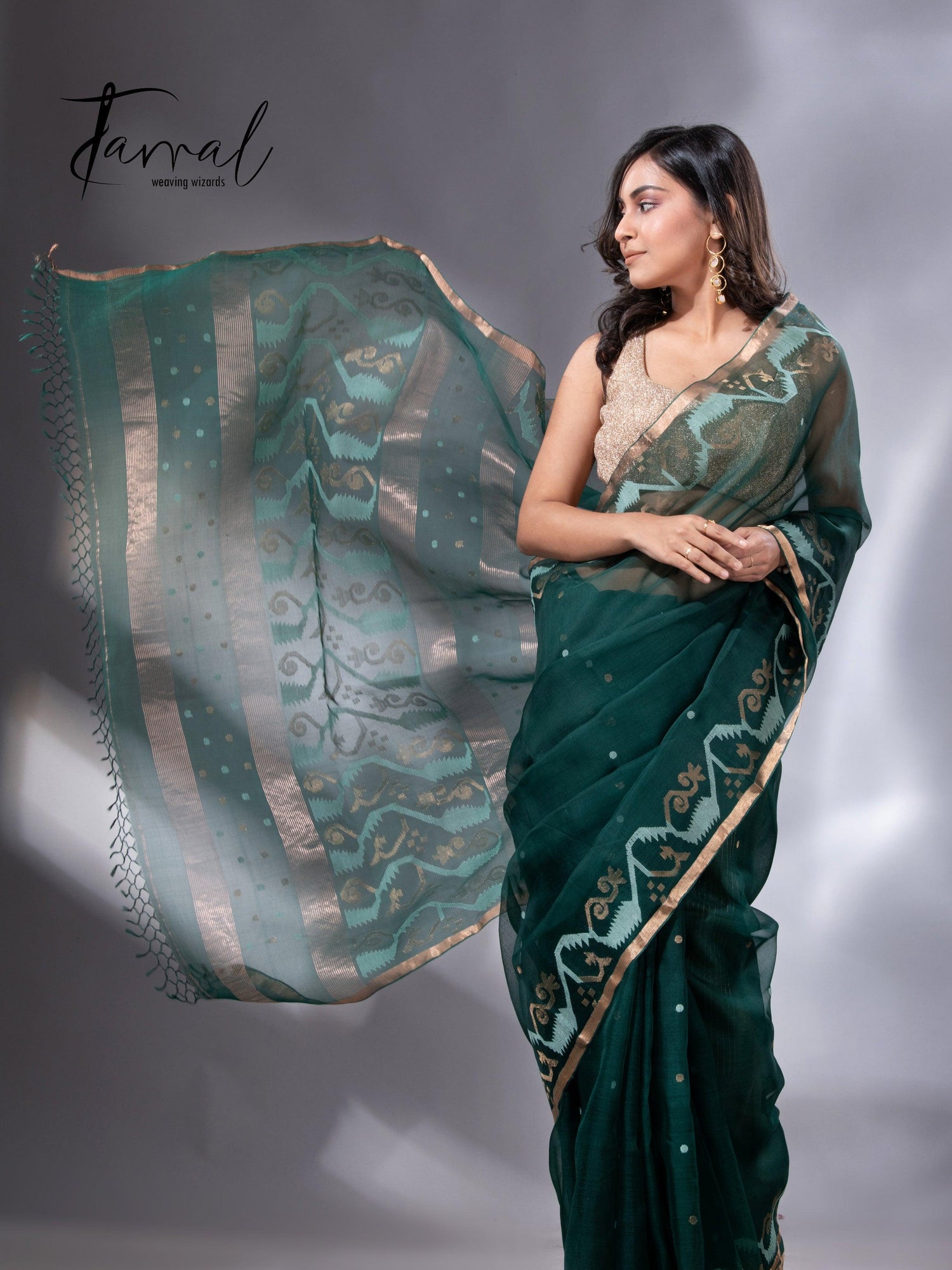 Bottle green with zari border traditional handwoven jamdani in muslin silk - Tamal Boutique