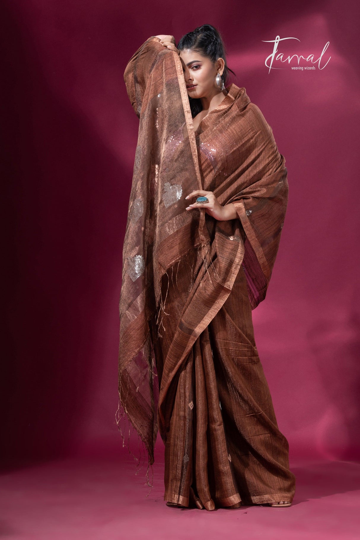 Brown tissue matka muslin handloom jamdani saree right