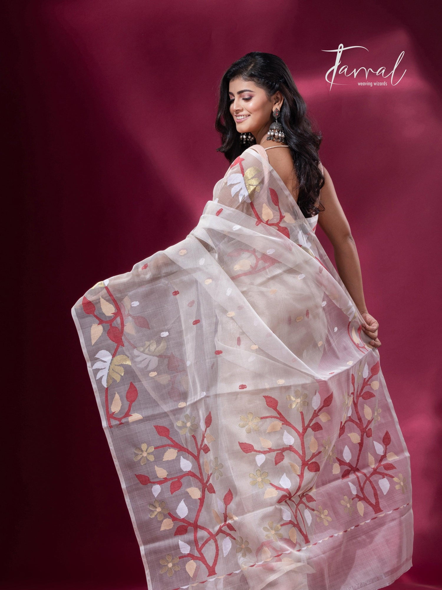 Buy off white floral border muslin silk handwoven jamdani saree back