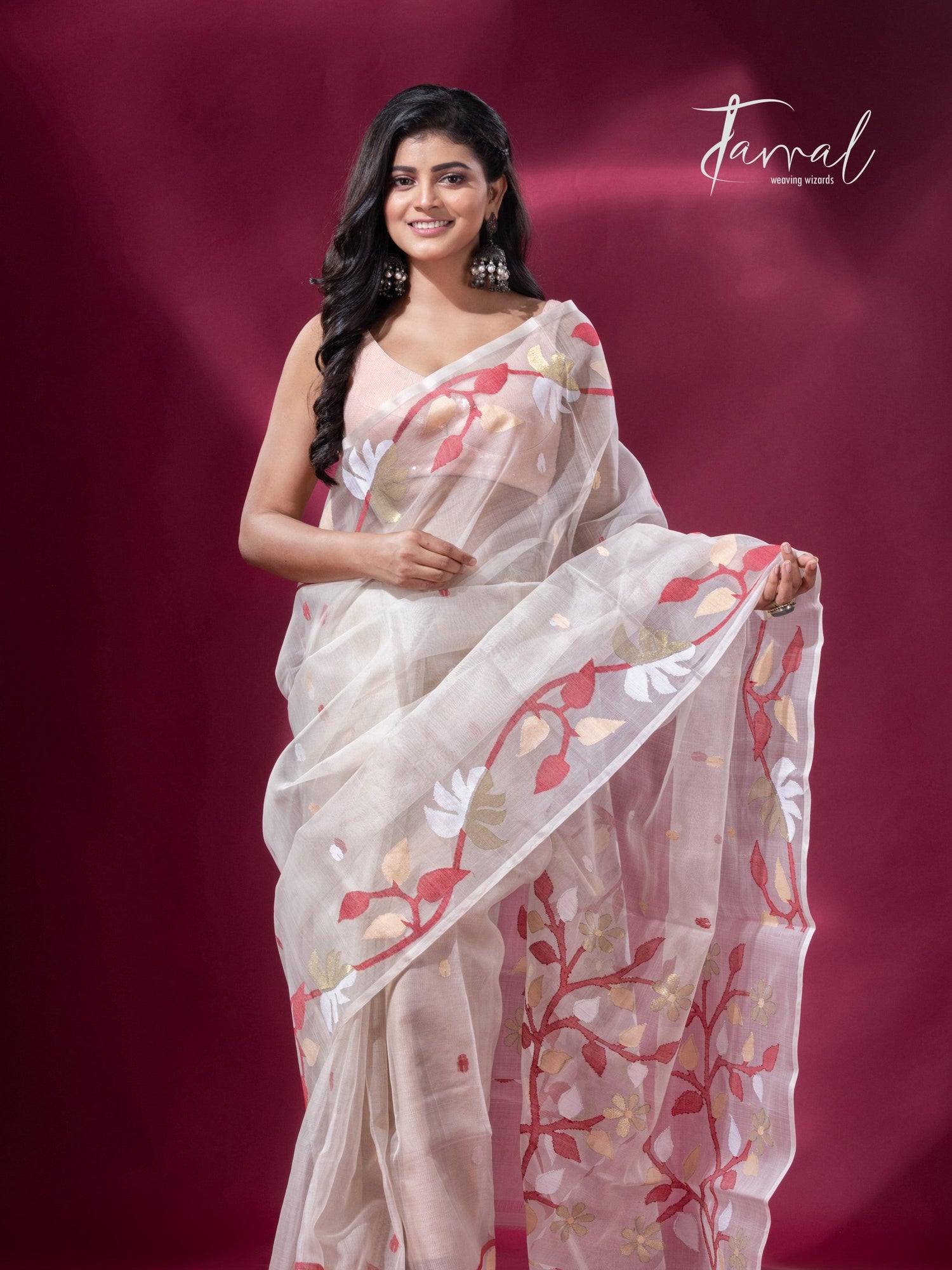 Buy off white floral border muslin silk handwoven jamdani saree full1