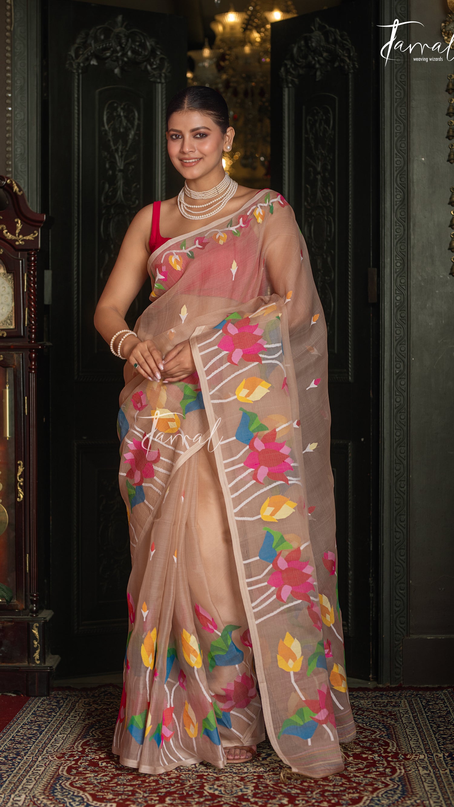 Golden Beige With Multicolour Lotus Motifs Handwoven Jamdani Saree