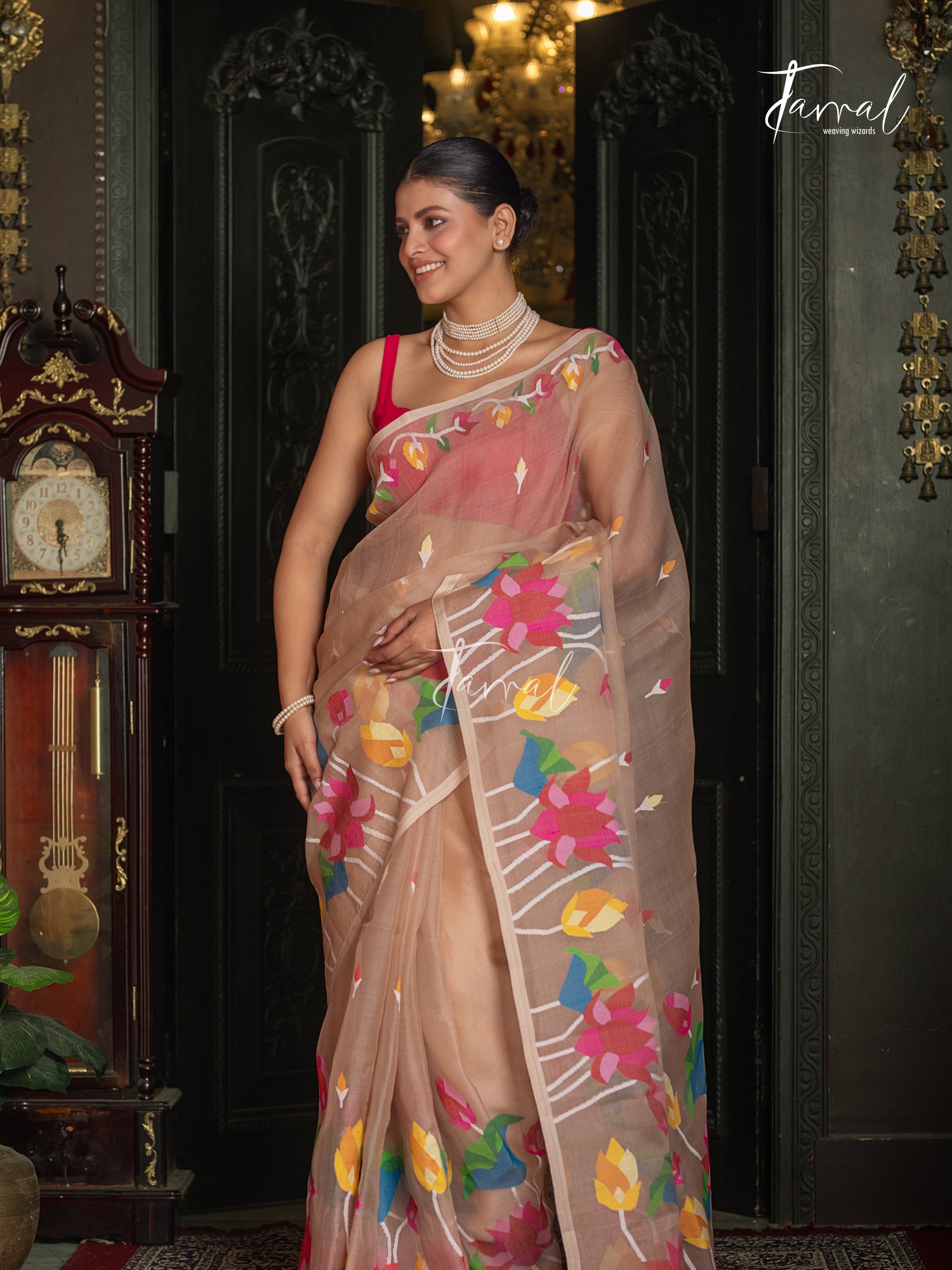 Golden Beige With Multicolour Lotus Motifs Handwoven Jamdani Saree