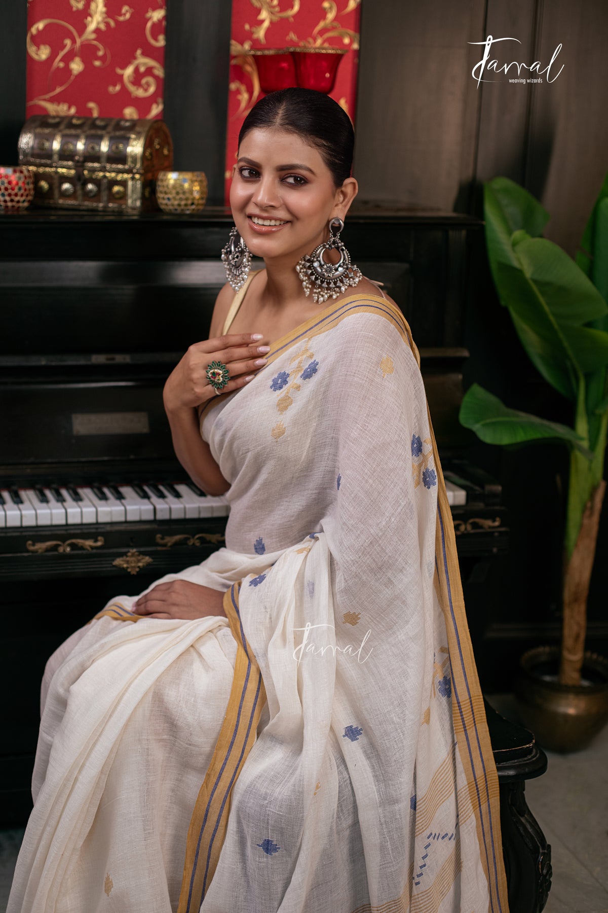 Offwhite With Yellow & Blue Linen Handwoven Jamadani Saree