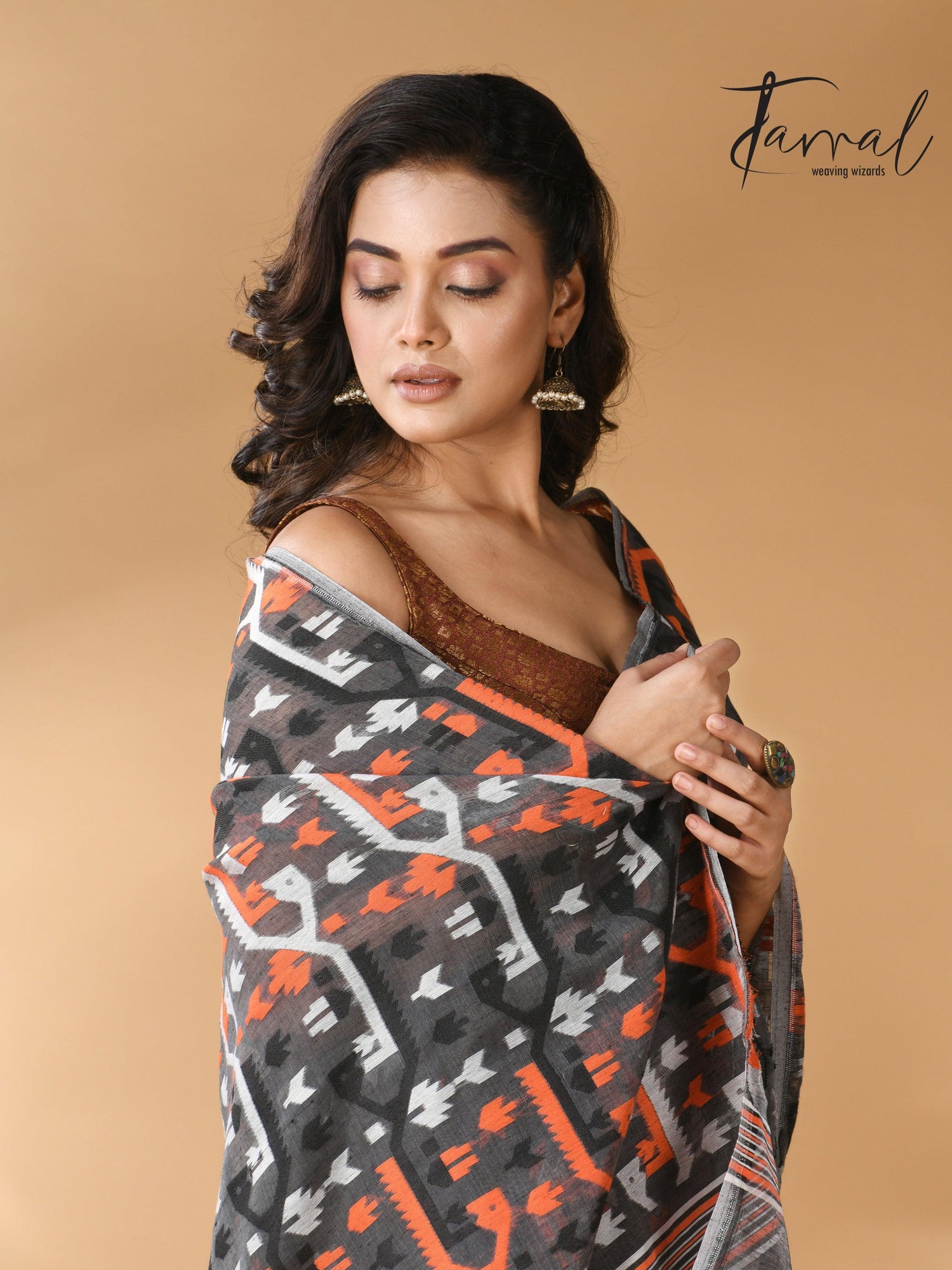 jamdani saree, jamdani, handloom, handwoven, saree, silk, dhakai, weaving, kolkatasaree, tamalboutique