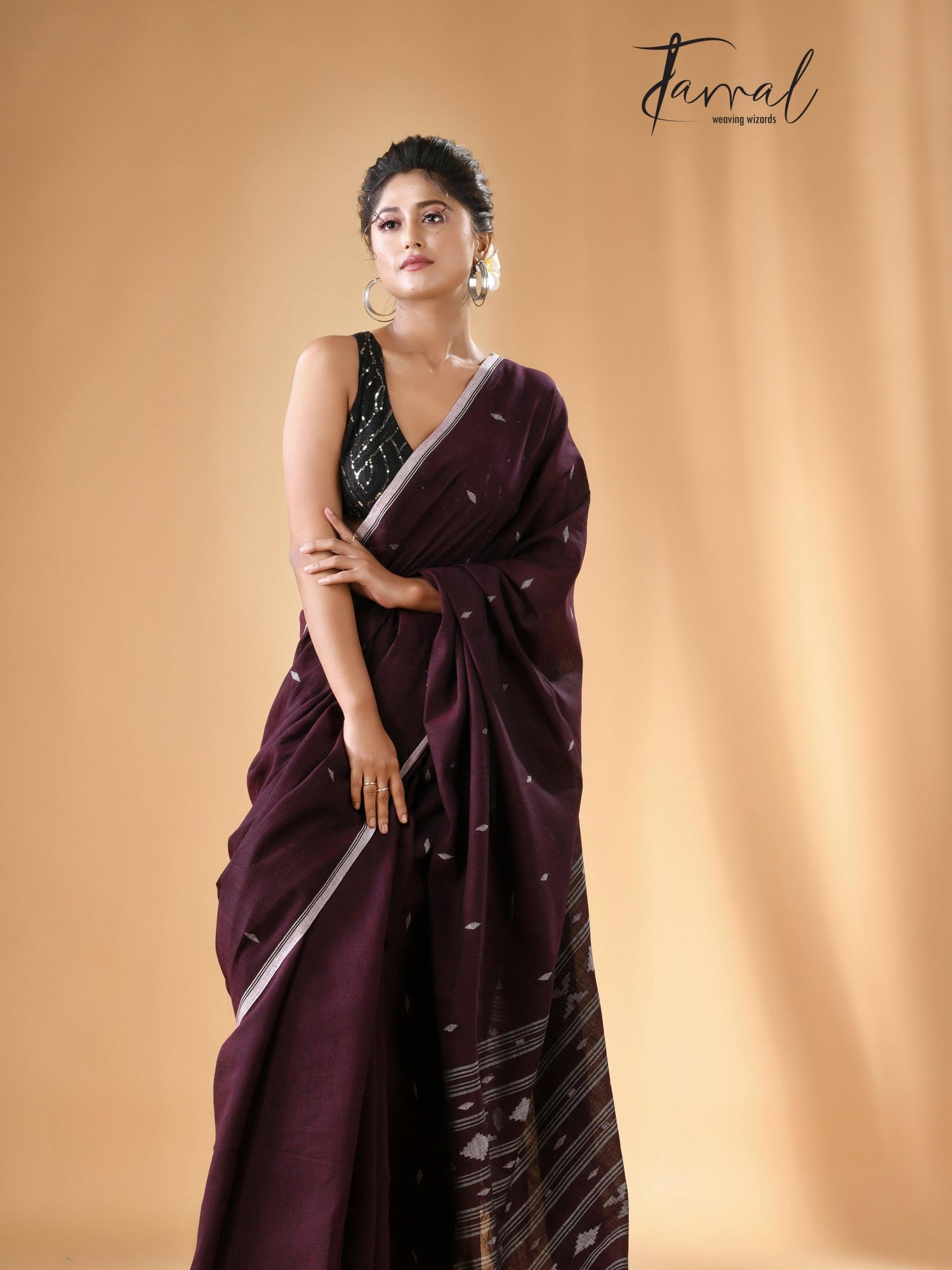 Chocolate Maroon with border cotton handwoven jamdani saree