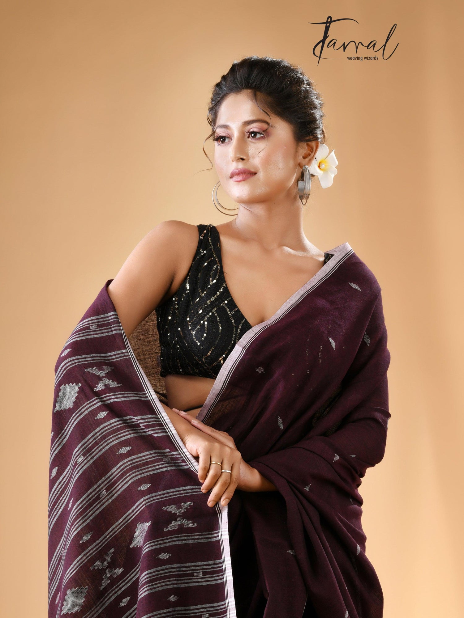Chocolate Maroon with border cotton handwoven jamdani saree