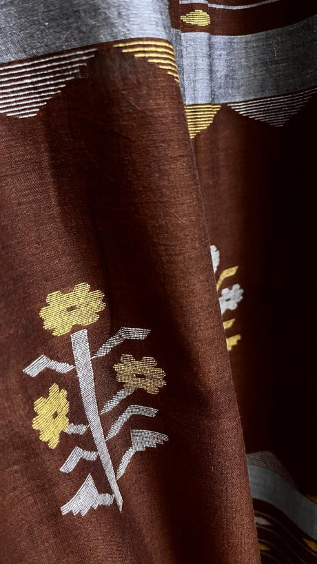 Chocolate brown colour pure cotton handwoven jamdani saree