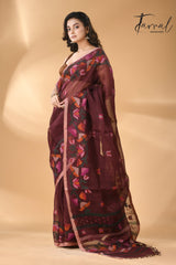 Chocolate brown kalmilata handwoven floral jamdani saree in muslin silk - Tamal Boutique