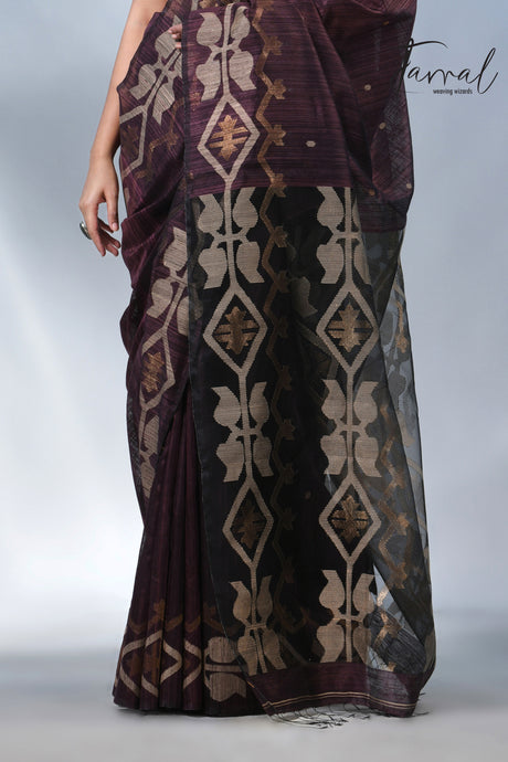 Chocolate brown matka silk traditional handwoven jamdani saree