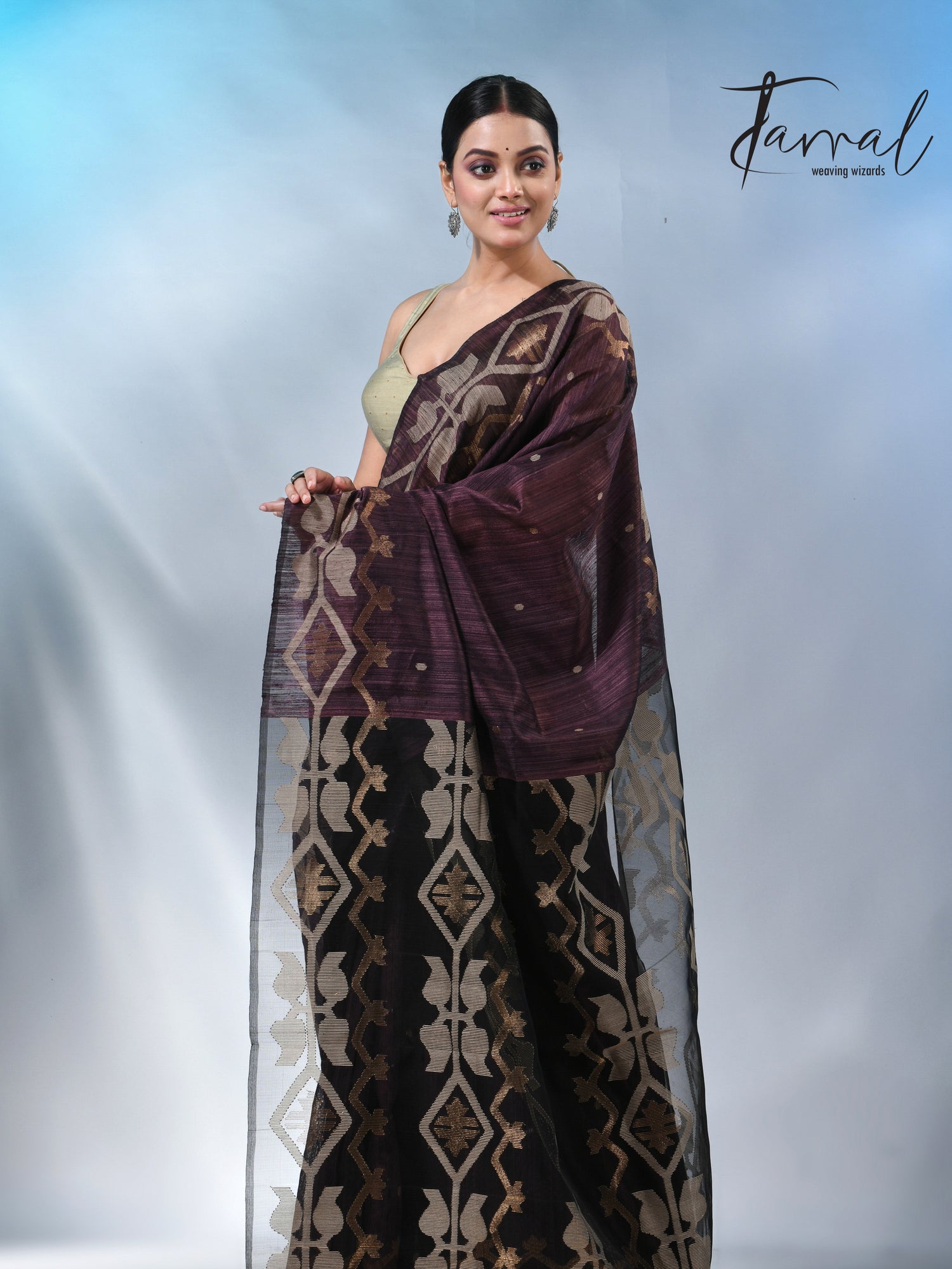 Chocolate brown matka silk traditional handwoven jamdani saree