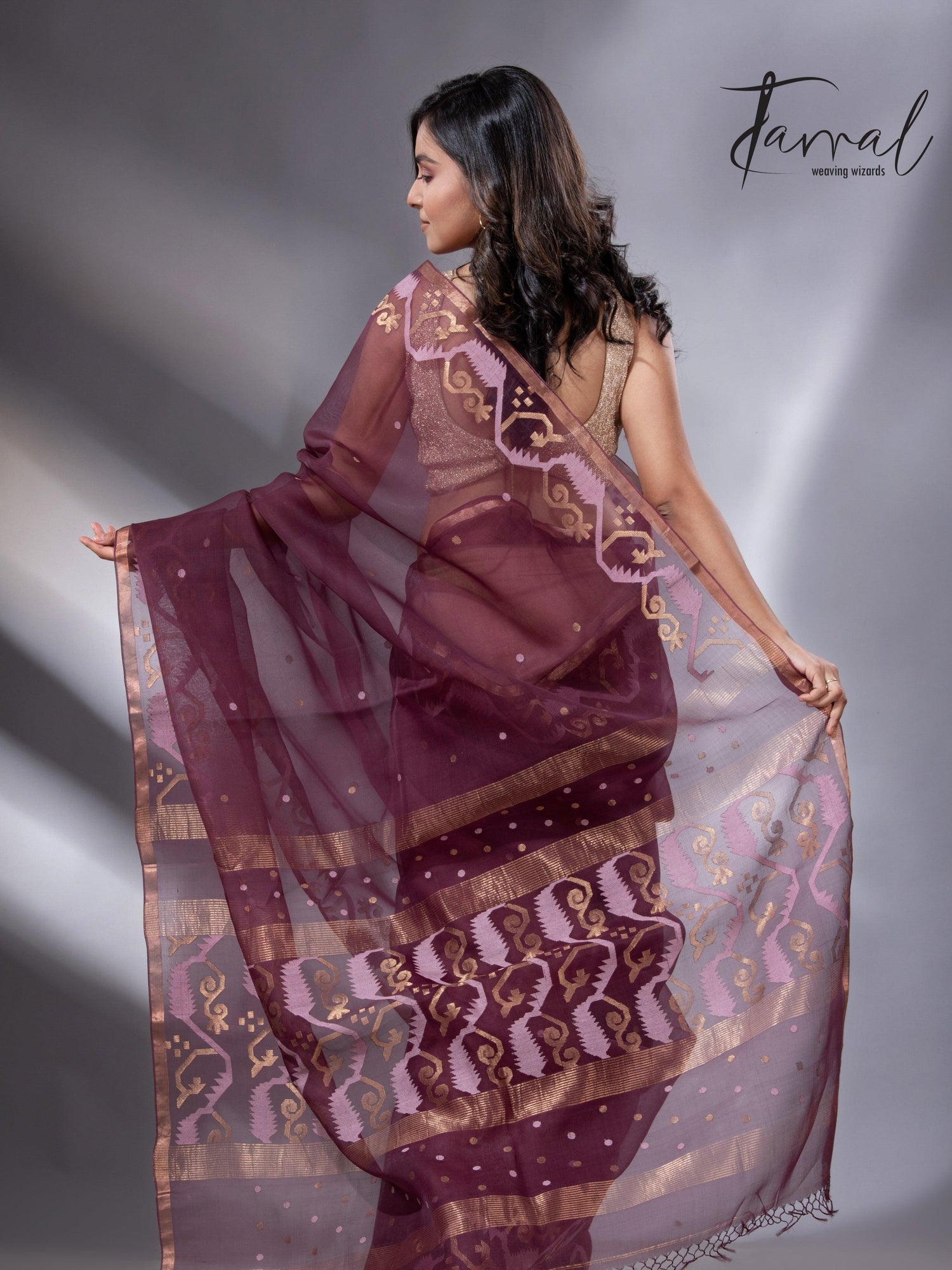 Chocolate brown with zari border traditional handwoven jamdani in muslin silk - Tamal Boutique