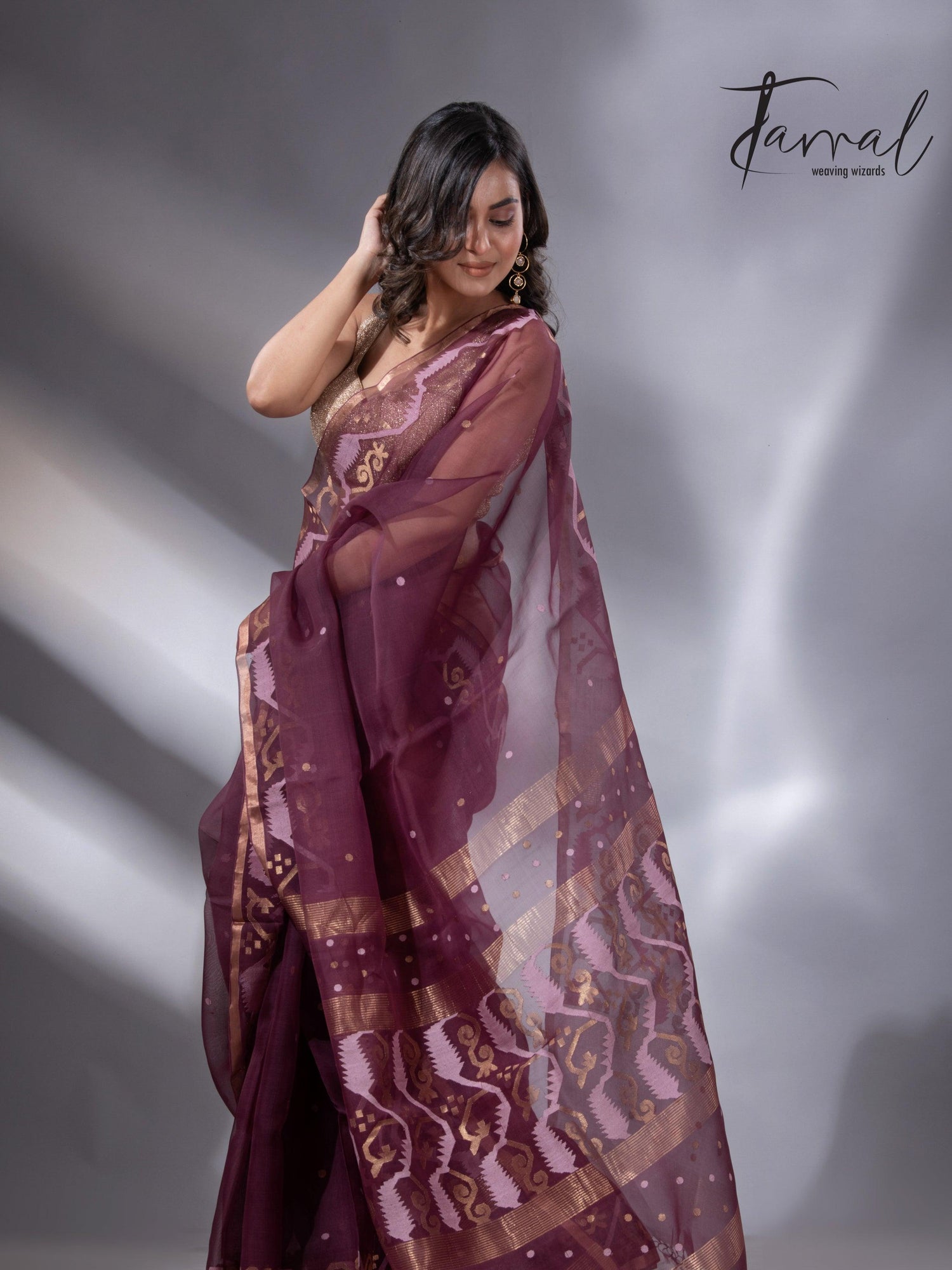 Chocolate brown with zari border traditional handwoven jamdani in muslin silk - Tamal Boutique