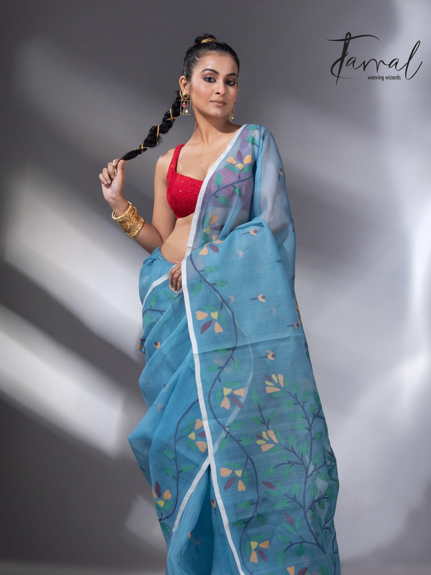 Cloudy blue with floral border muslin silk handwoven jamdani saree