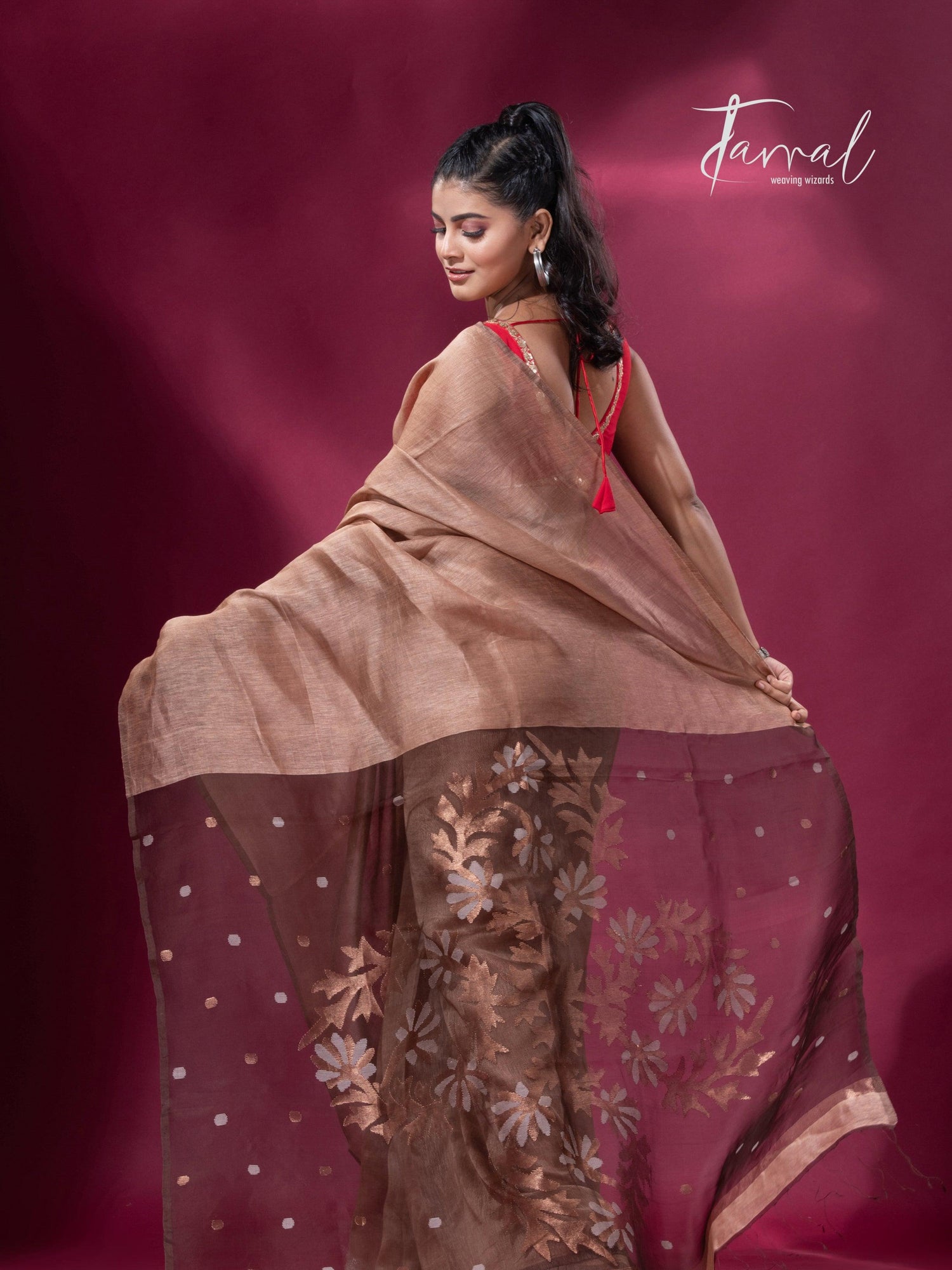 jamdani saree, jamdani, handloom, handwoven, saree, silk, dhakai, weaving, kolkatasaree, tamalboutique