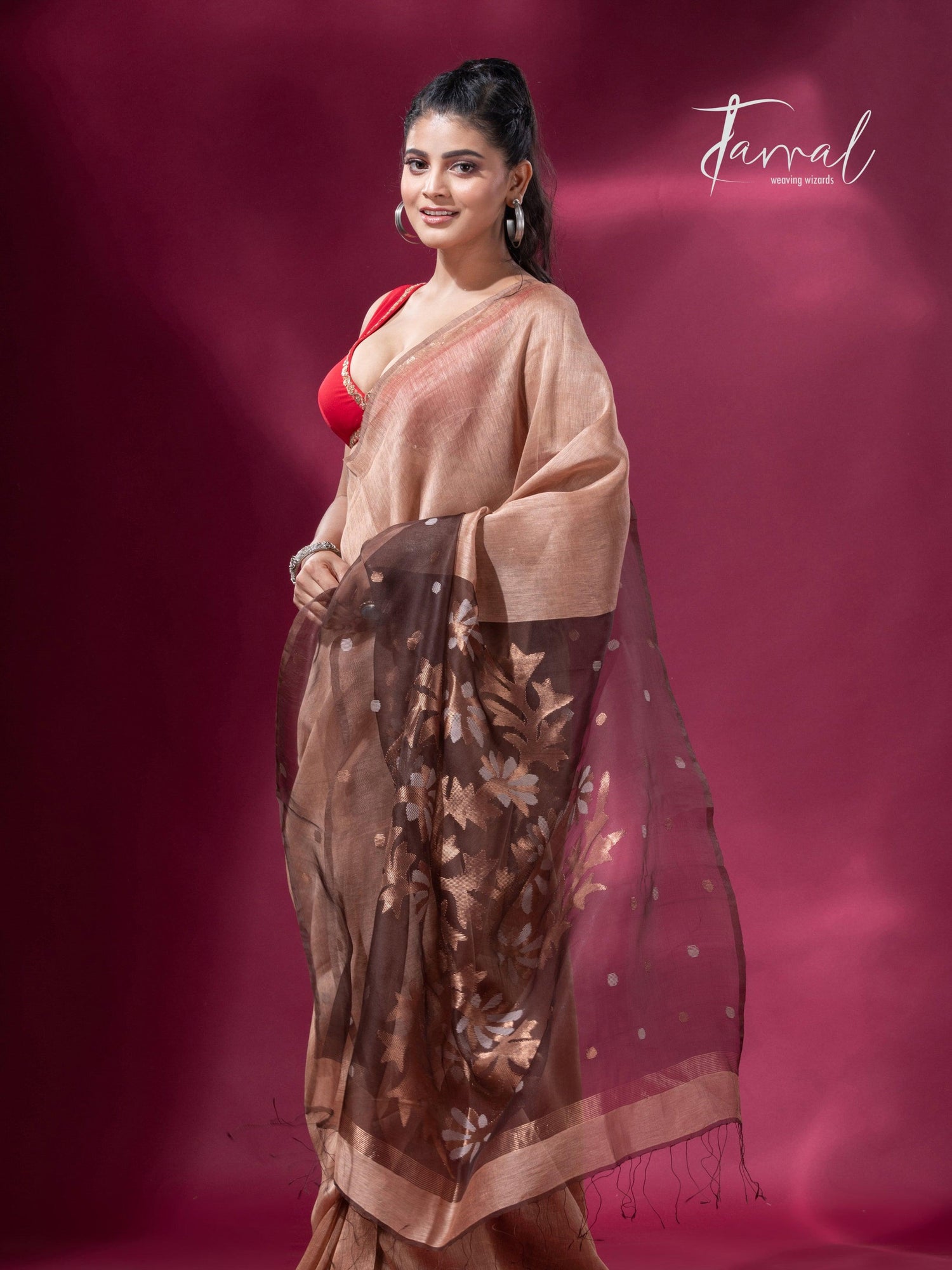 jamdani saree, jamdani, handloom, handwoven, saree, silk, dhakai, weaving, kolkatasaree, tamalboutique