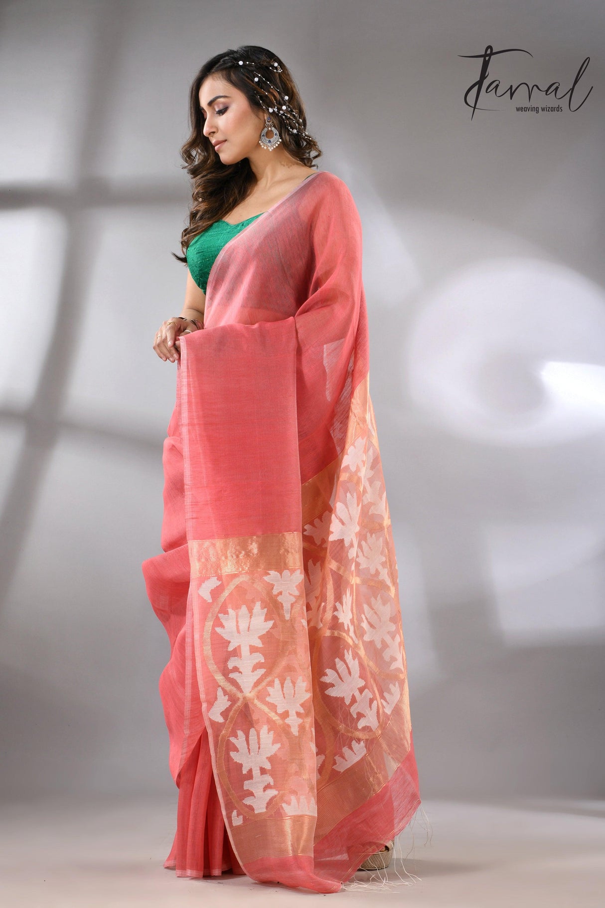 Coral Pink Handwoven Jamdani Saree with White & Golden Lotus Motif left1