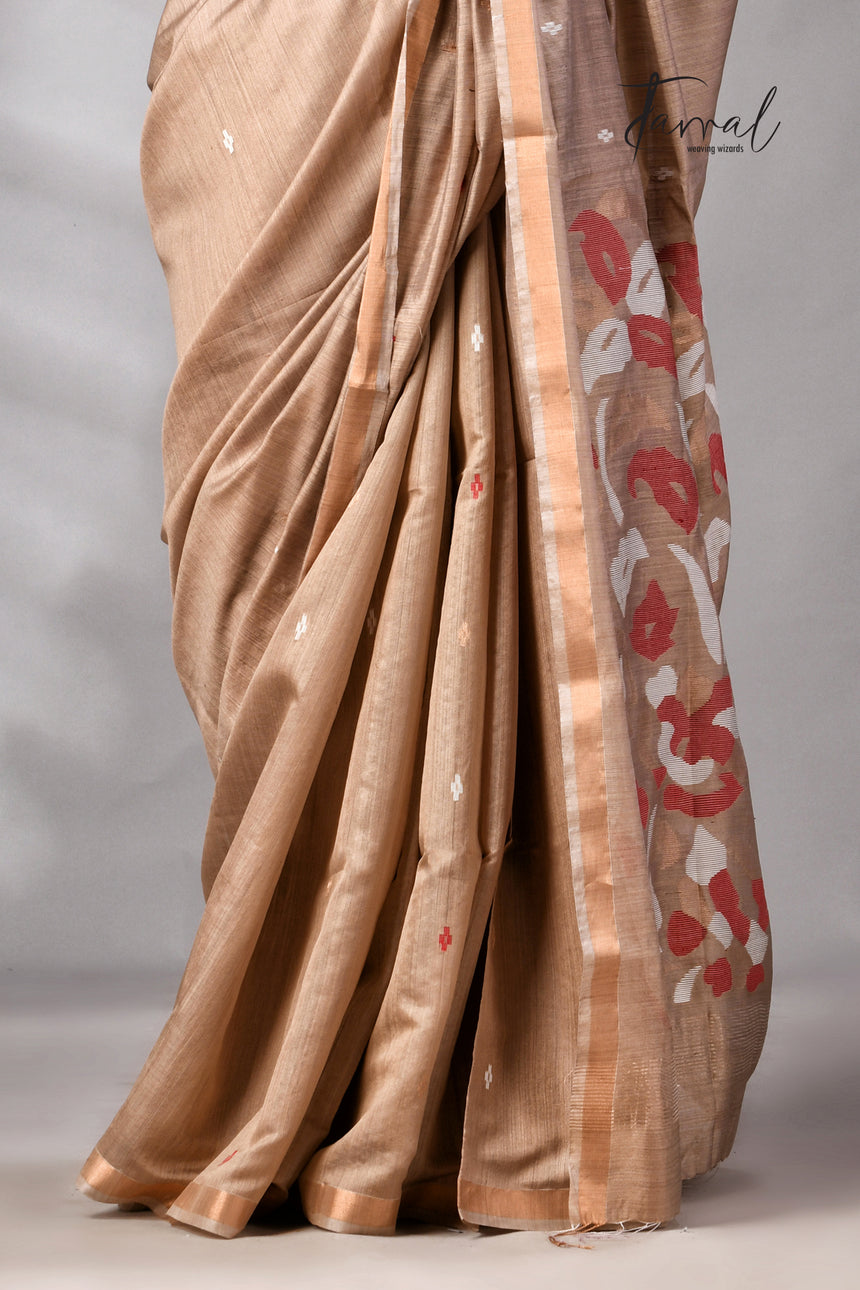 Deep Beige Colour Pure Mulberry Silk Handwoven Jamdani Saree