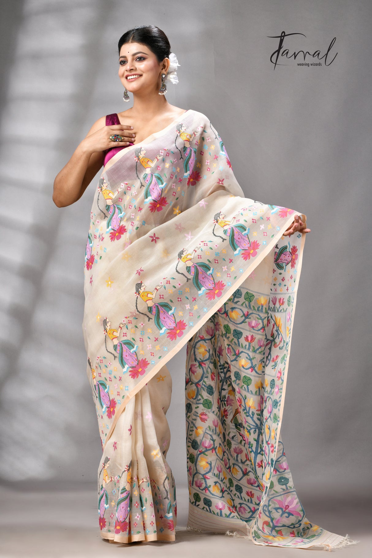 Offwhite with multicolour Shakuntala them handwoven muslin silk jamdani saree