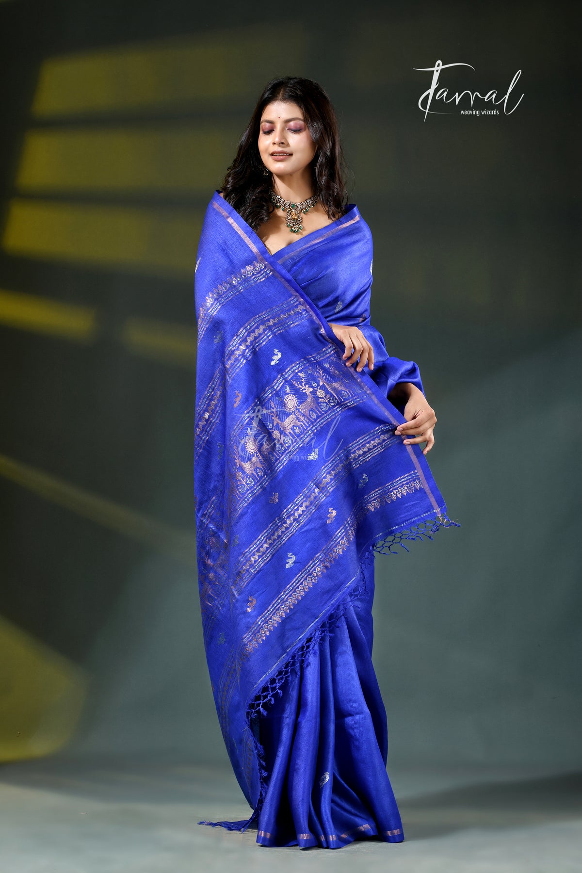 Royal blue with golden zari tussar  handloom jamdani saree