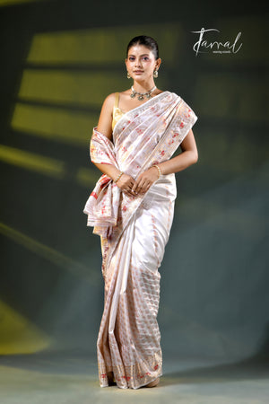 Offwhite with golden zari and red Minakari Bishnupuri Swarnachari silk saree