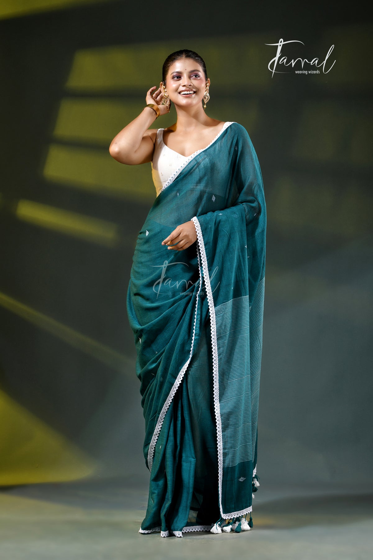 Teal Blue Handloom Jamdani Saree | Geometric Motifs | Minimal Border | Tamal Boutique