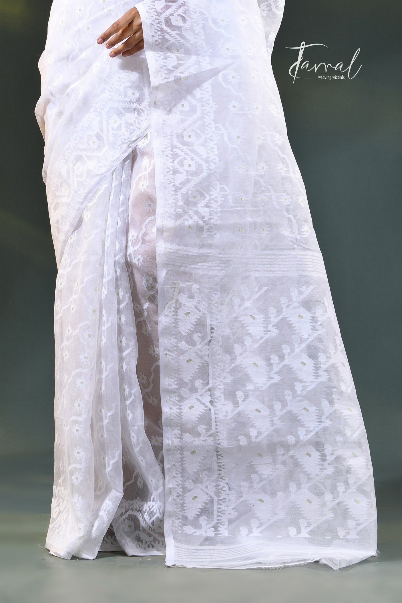White self handloom dhakai jamdani saree