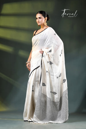 Offwhite with black pure linen handwoven jamdani saree