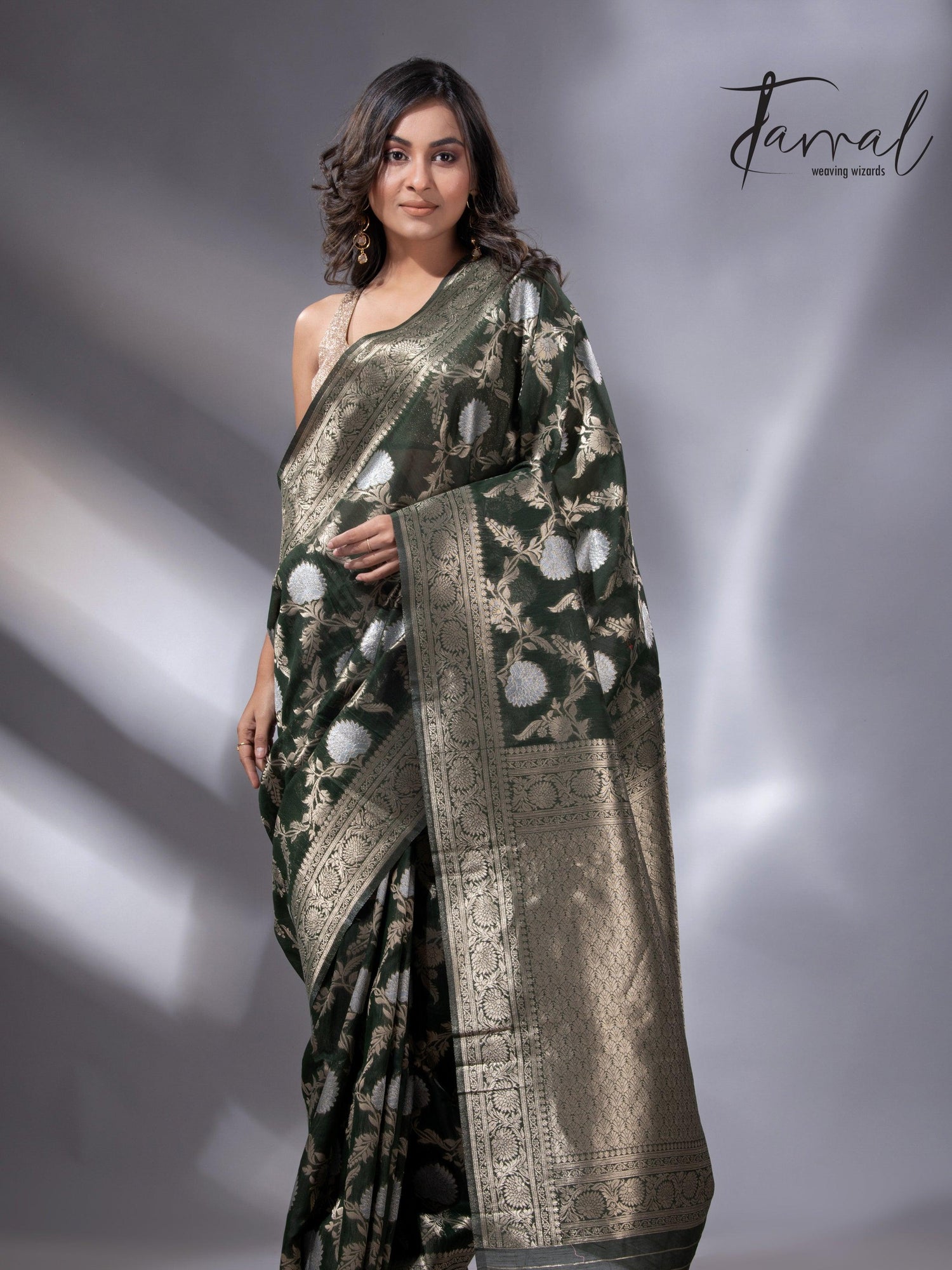 jamdani saree, jamdani, handloom, handwoven, saree, silk, dhakai, weaving, kolkatasaree, tamalboutique