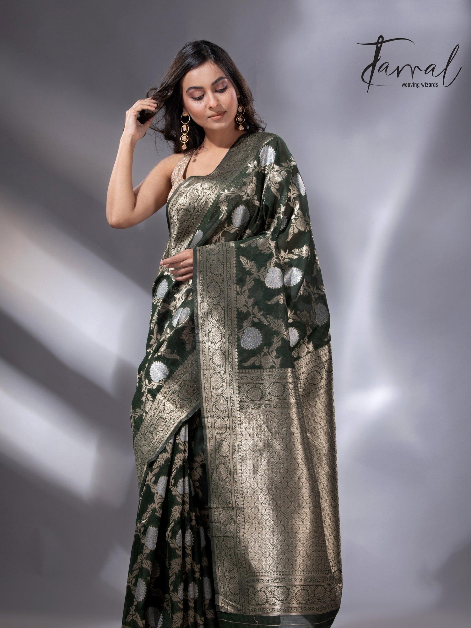 jamdani saree, jamdani, handloom, handwoven, saree, silk, dhakai, weaving, kolkatasaree, tamalboutique