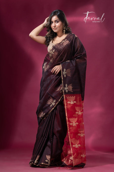 Dark brown with Red pallu golden lotus matka silk handwoven jamdani saree - Tamal Boutique
