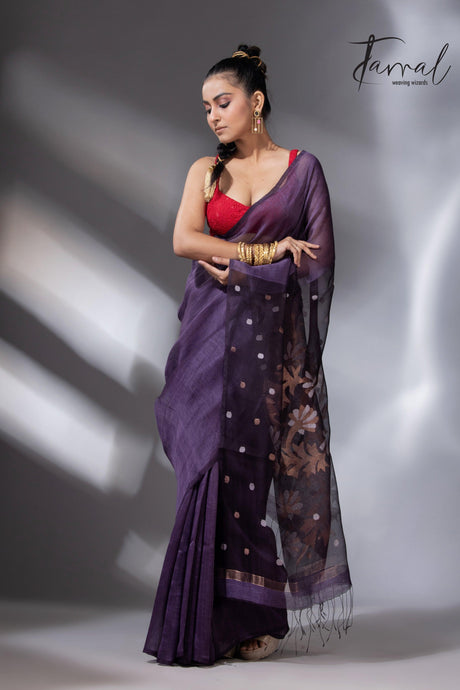 Deep Magenta silk linen handwoven jamdani saree in Kolkata left