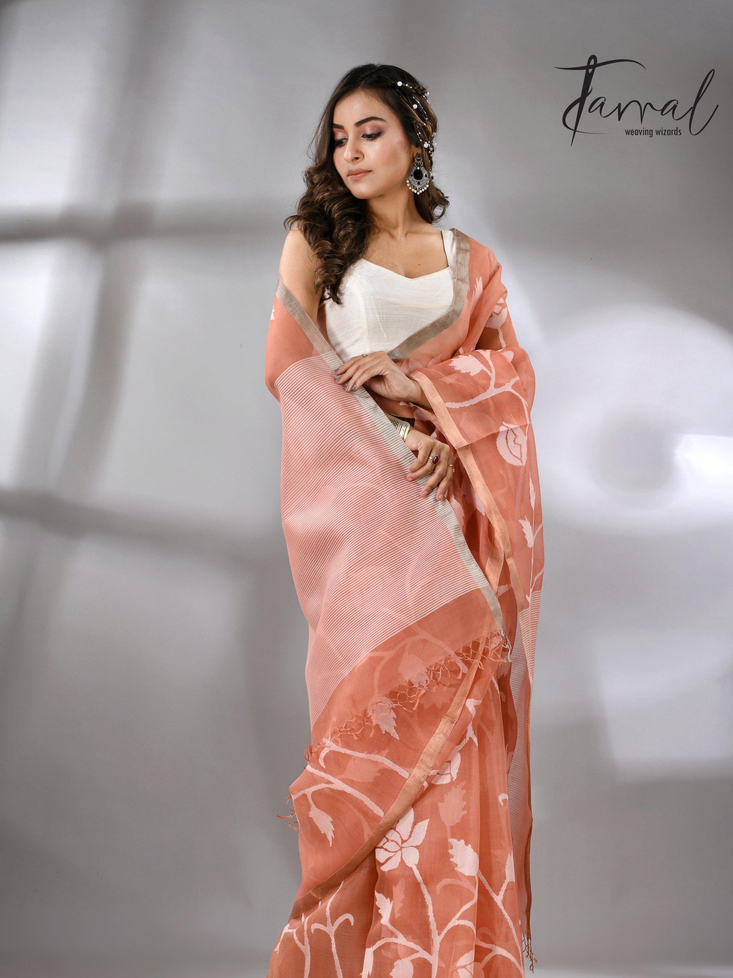 Deep Peach Handwoven Jamdani Saree with White Rose Motifs full4