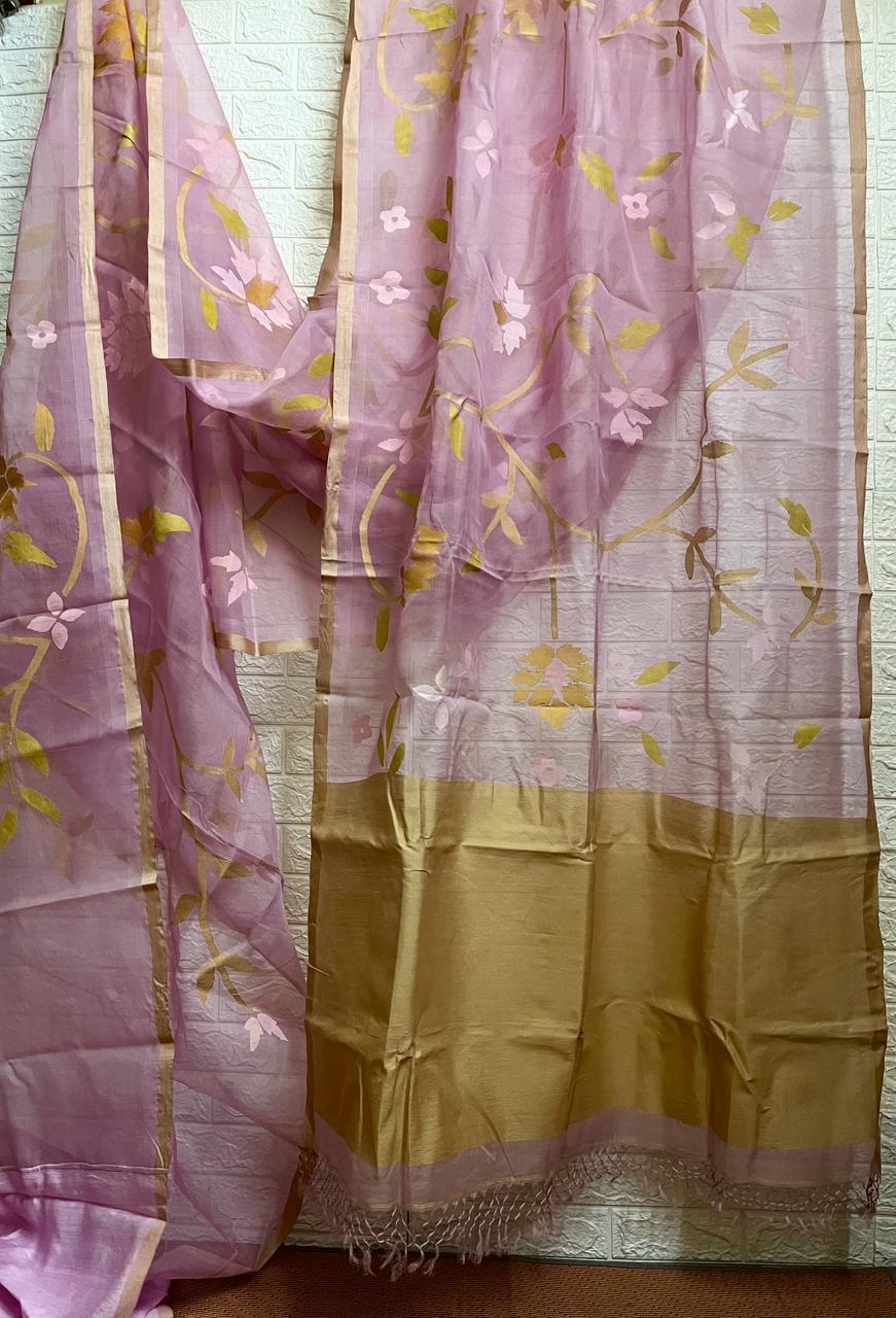 Dust pink with tusser border allover floral handwoven muslin silk jamdani saree - Tamal Boutique