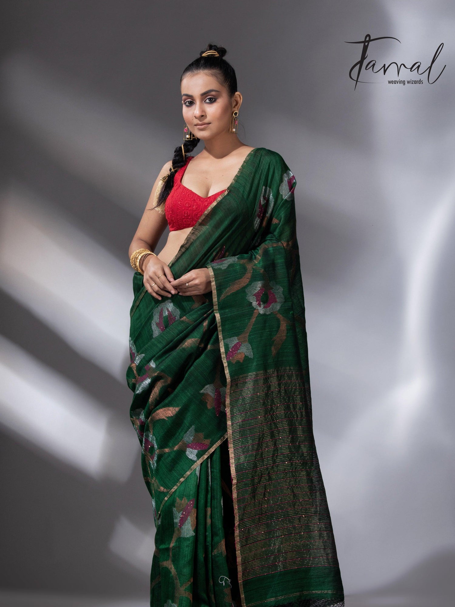 Emerald Zari Elegance allover matka silk handwoven jamdani saree2