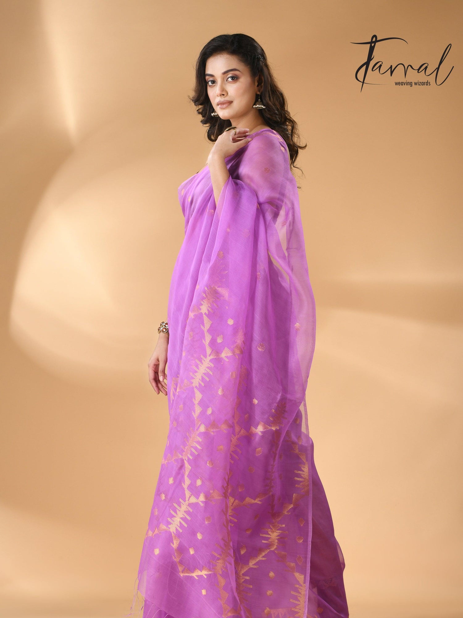 Fuchsia Pink Handwoven Needlework Jamdani Saree Golden Zari full