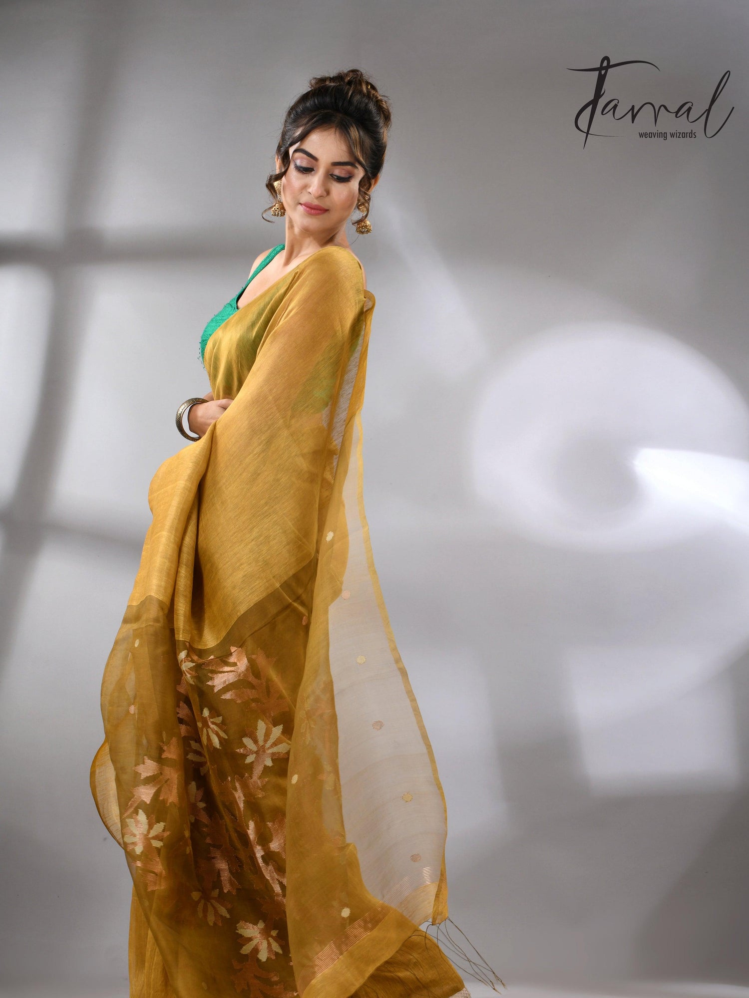 jamdani saree, jamdani, handloom, handwoven, saree, silk, dhakai, weaving, kolkatasaree, tamalboutique

