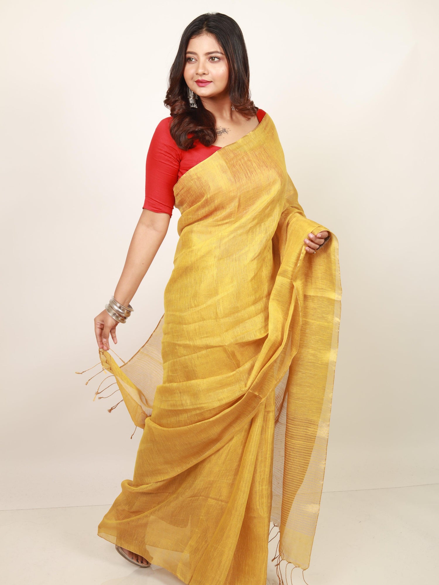 jamdani saree, jamdani, handloom, handwoven, saree, silk, dhakai, weaving, kolkatasaree, tamalboutique