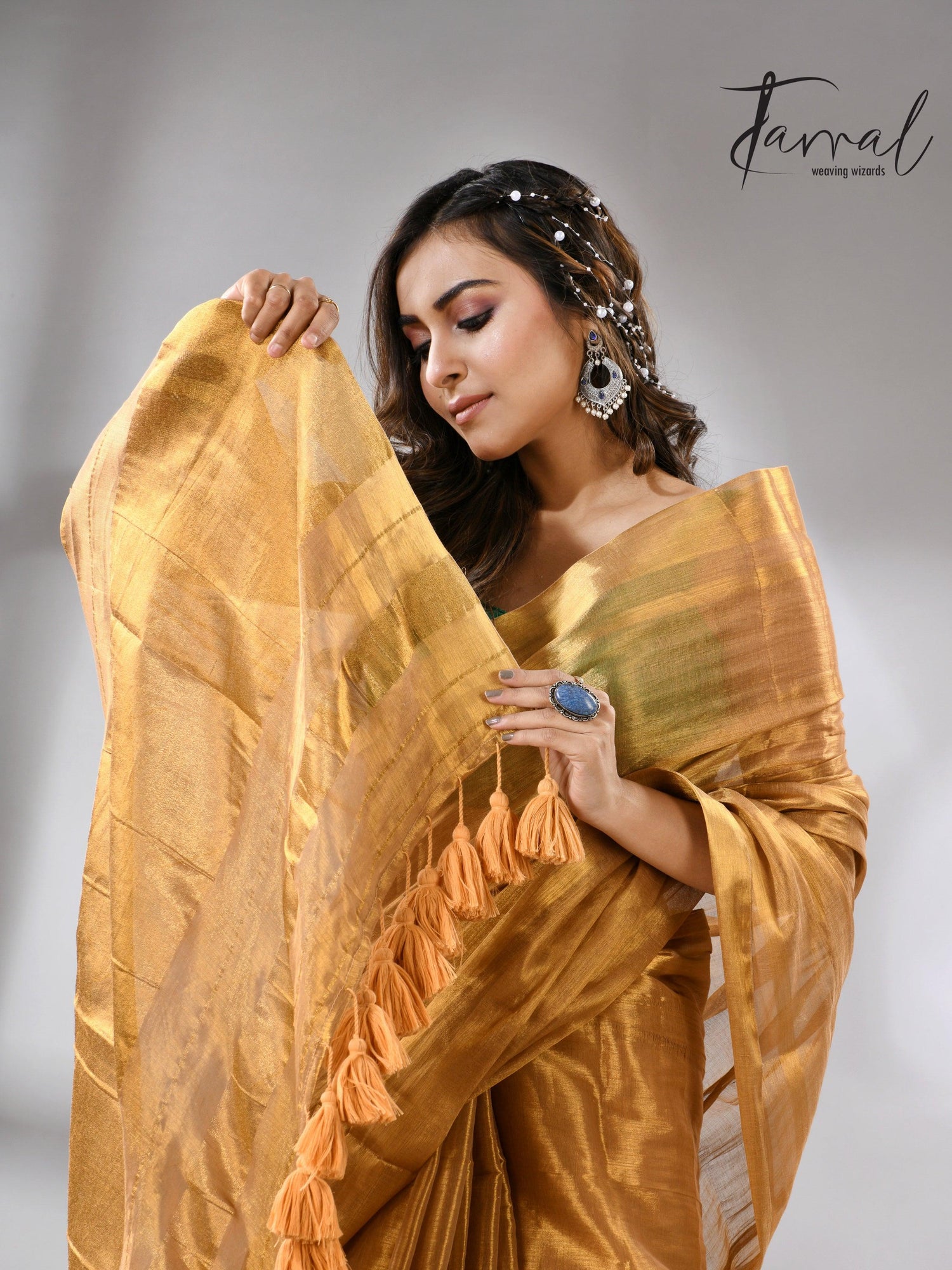 Golden tissue handloom saree full2